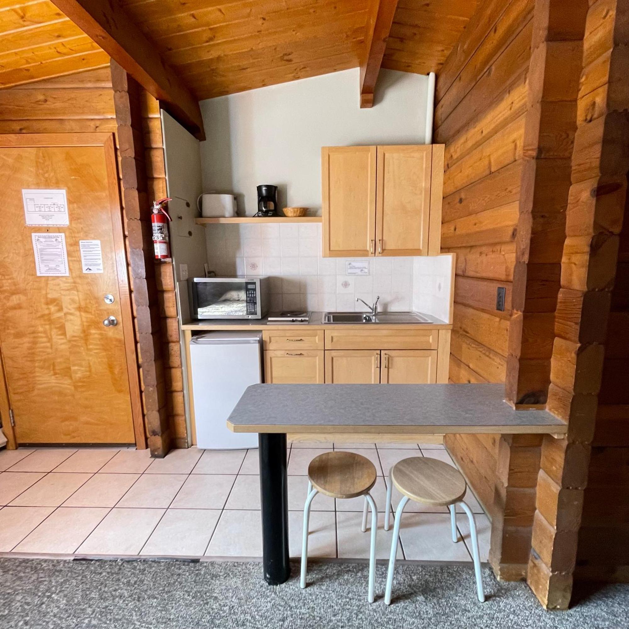 Raccoon Lodge Motel シルバン・レイク エクステリア 写真